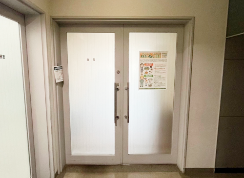 写真：店内の入口